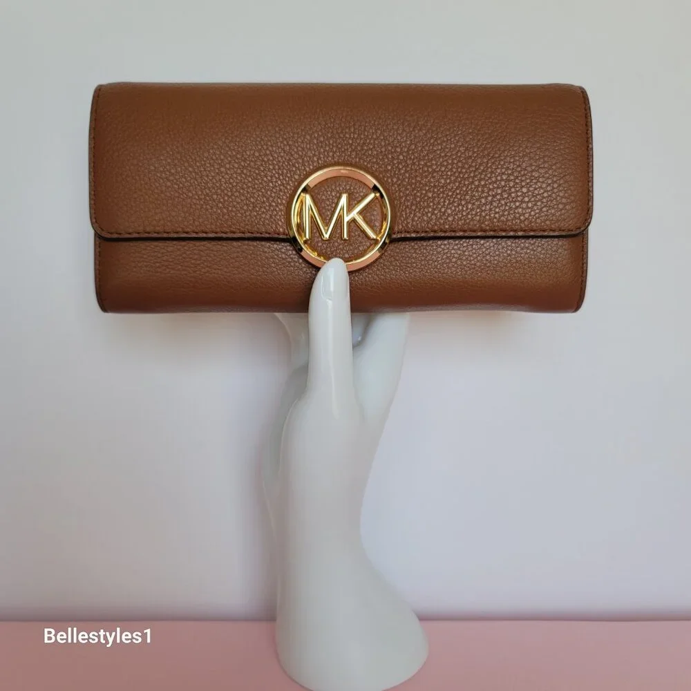 MICHAEL KORS Pebbled Leather Flap Large Wallet-Luggage color. PRE-OWNED/USED.⭐ - Picture 2 of 16